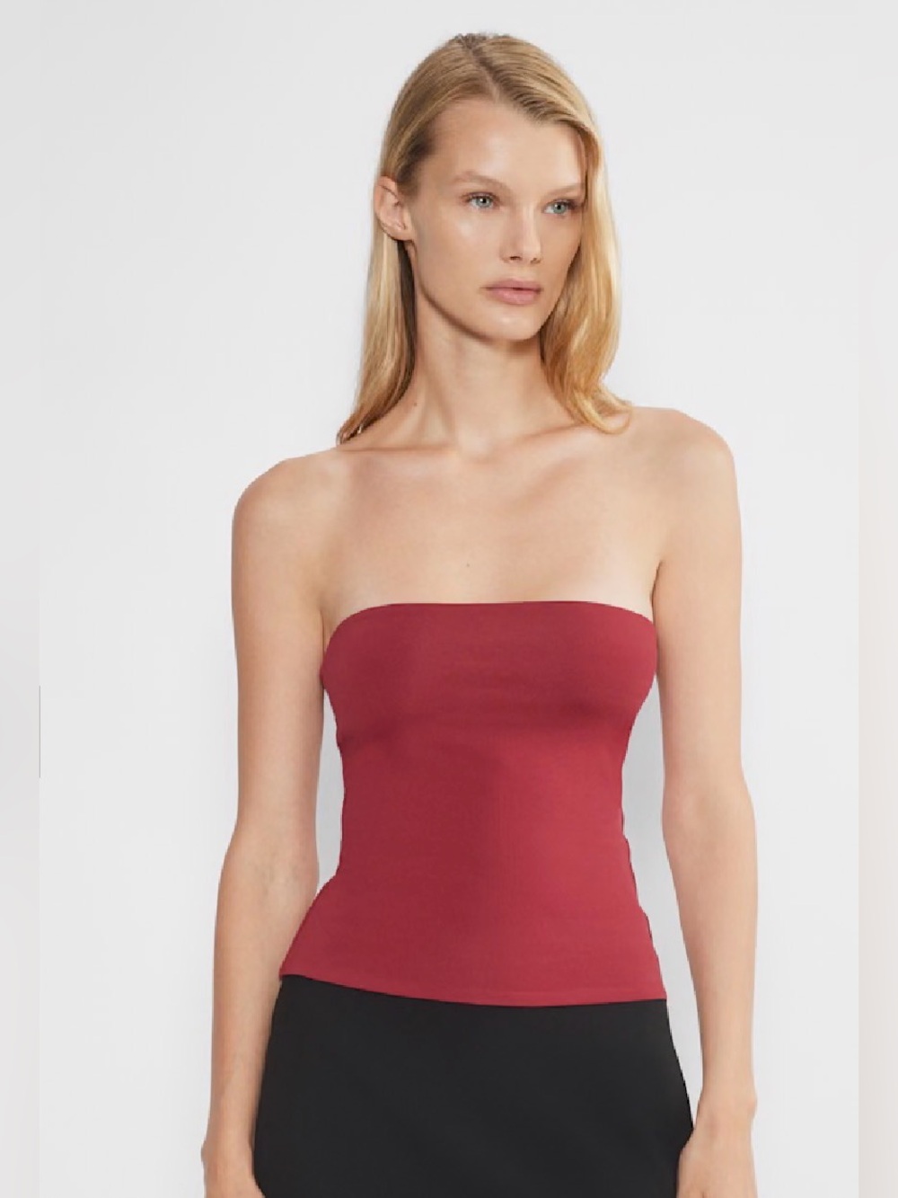 Aritzia Cropped Original Contour Tube Top - Picture 2 of 7